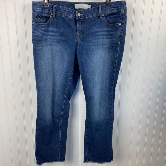 blue frayed hem jeans